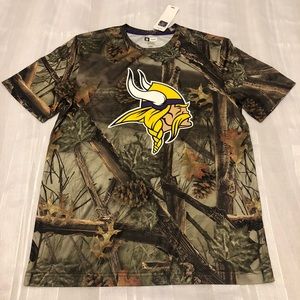 Minnesota Viking Camo T-shirt NWT